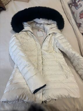 GORSKI Cream Quilted Puffer Coat with Black Faux-Fur Hood